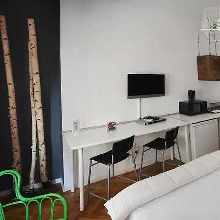 Park Studio By Feels Like Apartment Bukarest